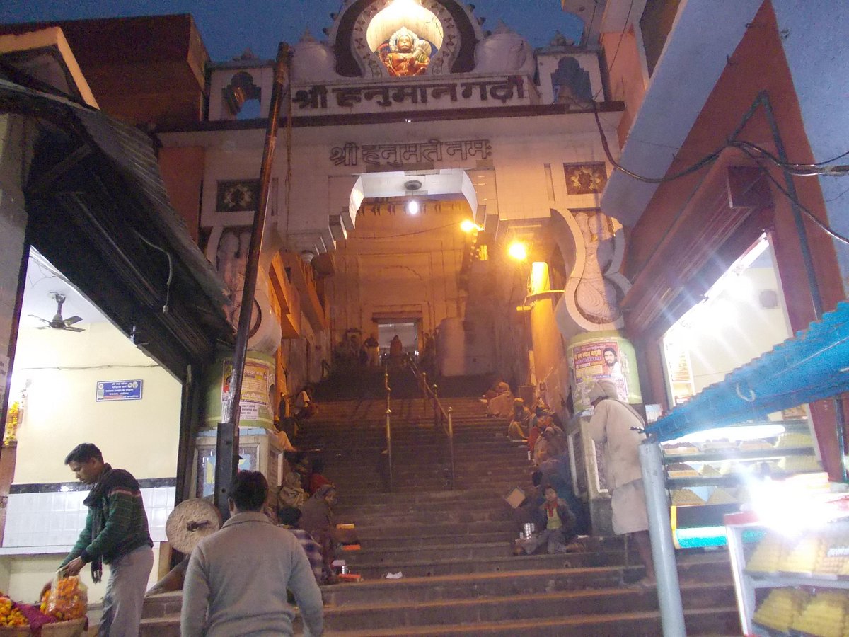 hanuman-garhi